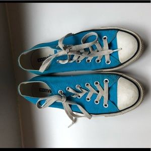 Light blue converse